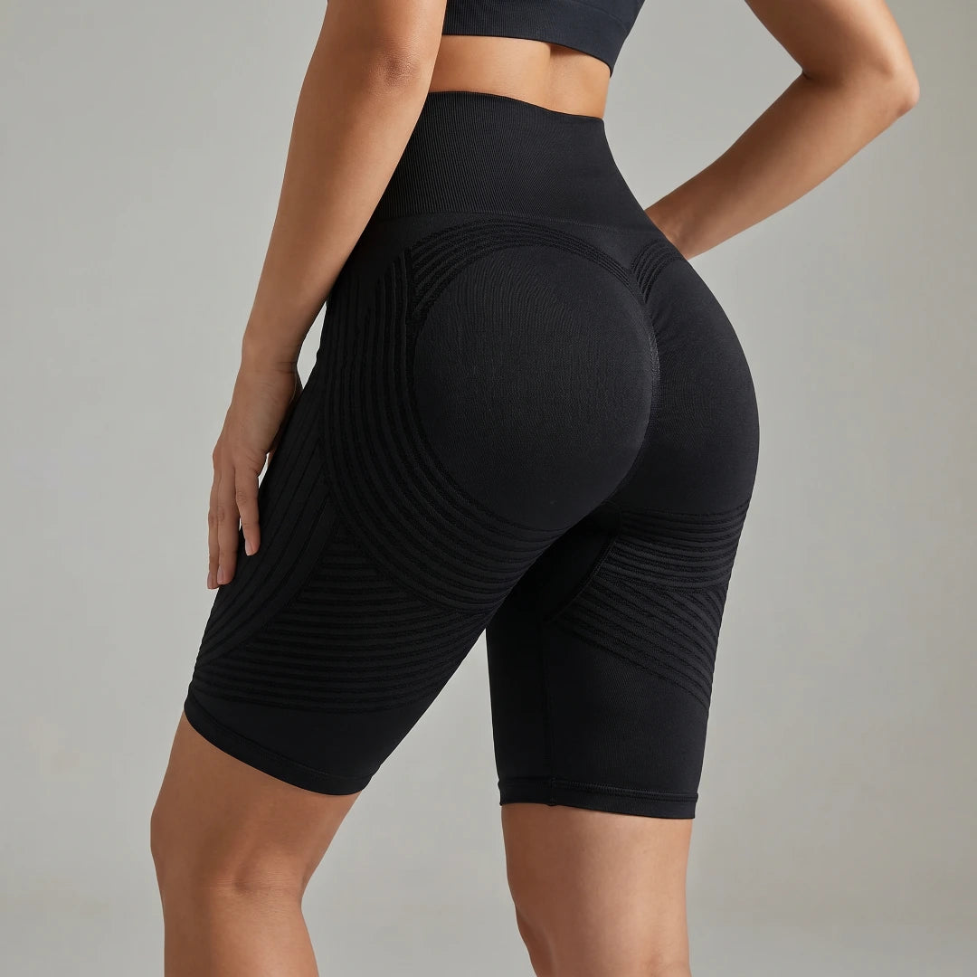 Femme portant le Short Sculptant 3D Anti-Cellulite ARLAYA — avis et test complet