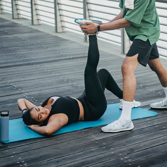 Routine du soir 10 min — silhouette + jambes légères